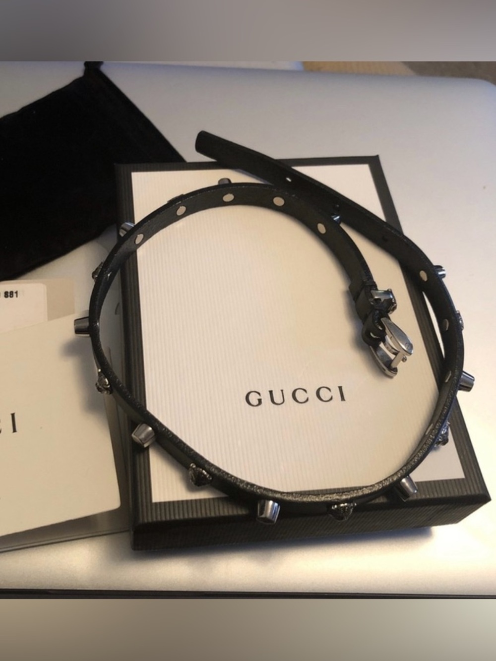 Gucci Black Leather watches unique